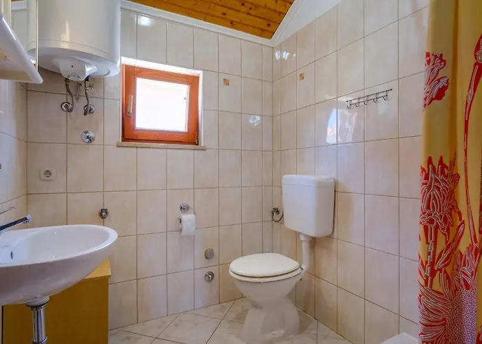 Stipe Apartment *