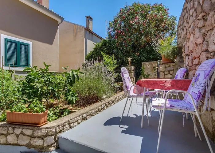 Stipe Apartment